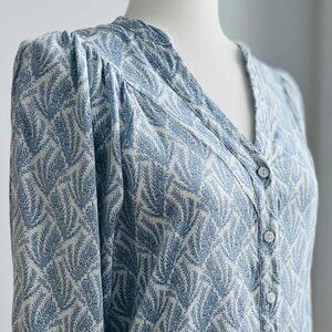Esqualo Ivory & Blue Botanical Print Viscose Blouse with Puff Sleeves – US 6